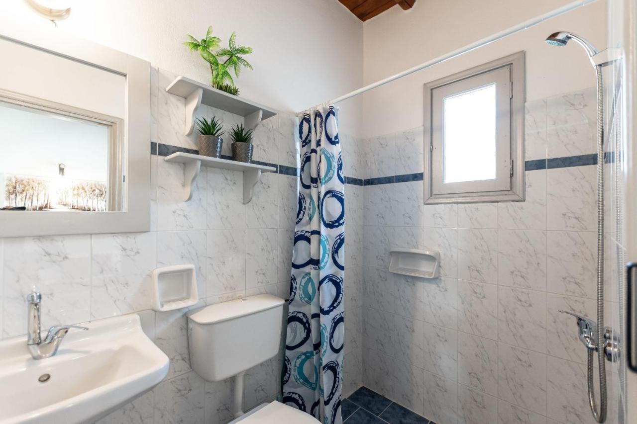 Michalios Luxury Apartments Koufonisia Exterior photo