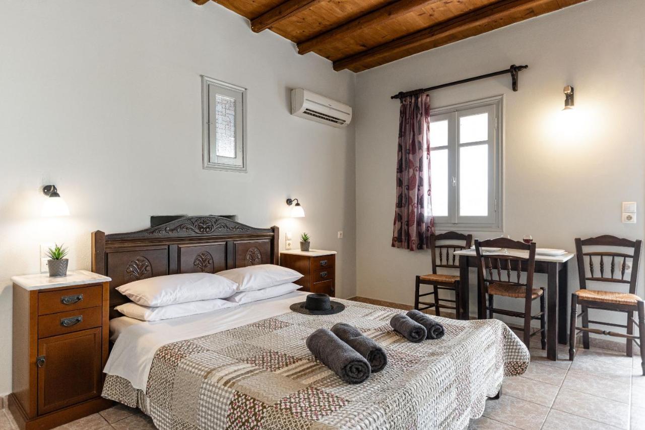 Michalios Luxury Apartments Koufonisia Exterior photo